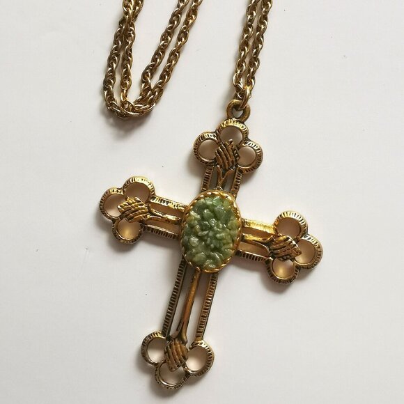 Faux Jade Stone Gold Tone Cross Pendant Necklace Vintage Gothic Rosary Baroque - Picture 1 of 7